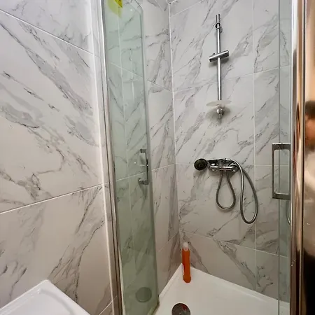 Sur Marne, 2 Pieces Au Centre * Neuilly-sur-Marne