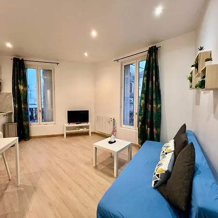 Sur Marne, 2 Pieces Au Centre Apartment